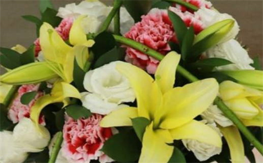 金箔金命跟什么命相克_金箔金命和什么命相克