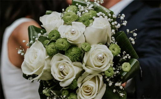 洞下水命女孩最忌什么