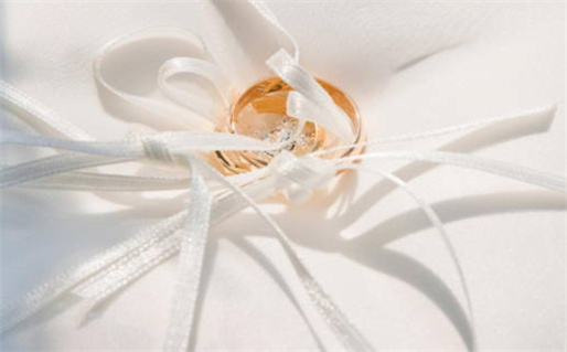 一九八二年出生的人是什么命(一九八二年出生的人是什么命卦)