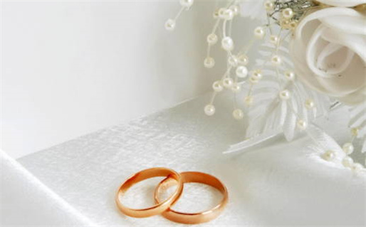 属狗1982年什么命_1982年属狗的是什么命2021年运势