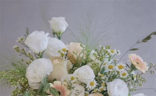 农历二〇二八年冬月廿七黄历嫁娶不适宜吗,这天结婚合适吗