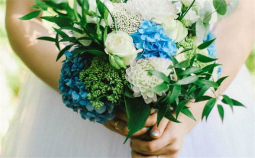 今天万年历2030年09月27日办婚礼的好日子,结婚吉日