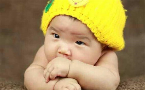 王姓男宝如何取名？478个寓意吉祥名字任您选