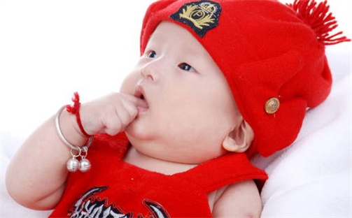 中华姓氏｜朱姓男宝488个稳重大气名字推荐